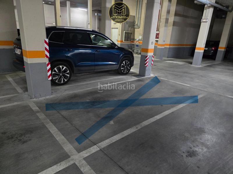 Foto cee35d29-afb8-49ae-a87d-a0d4ce3ba713. Flat with parking pool in Renfe - Bulevar 1ª y 2ª Fase Jaén