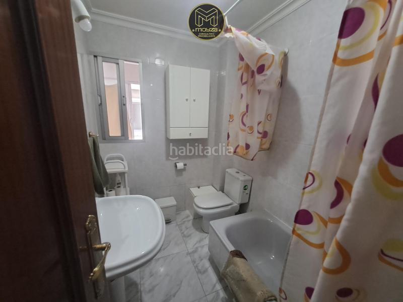 Foto 523972cb-db34-4575-a7ea-46064e0868e8. Flat in Peñamefecit - Avda Barcelona Jaén