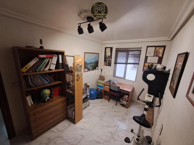 Foto cd4070a2-2c21-4b04-bbf1-437b58022481. Flat in Peñamefecit - Avda Barcelona Jaén