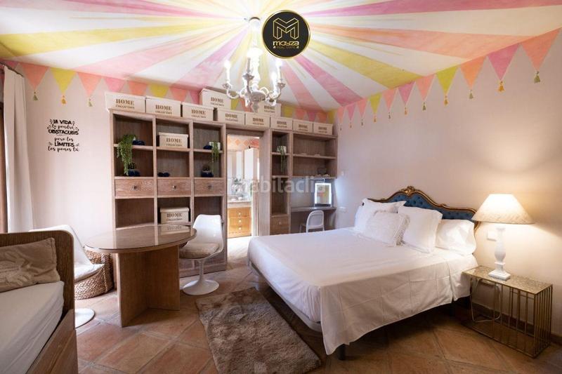 Foto acfad48a-eb5f-4645-837f-4415a7c3c1cb. Rent chalet with parking pool in Benahavís pueblo Benahavís