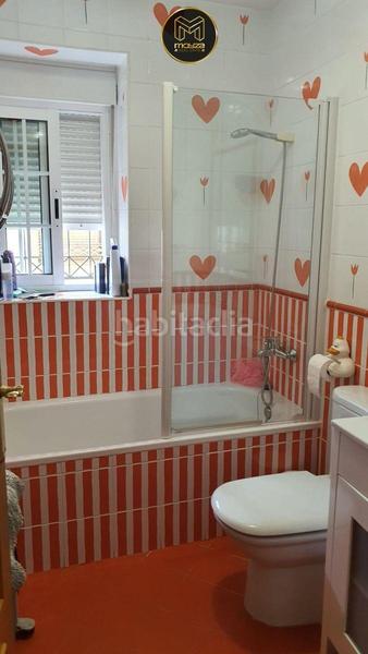 Foto 099064b6-cbf9-4ba3-beeb-00b5a0ecd759. Xalet a Ctra. Circunvalación - La Magdalena Jaén