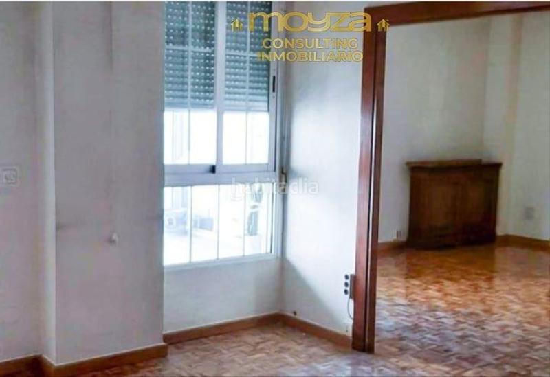 Foto d1904d2e-6c62-4bab-9270-54a6046838d9. Etagenwohnung mit parking in Hospital Jaén