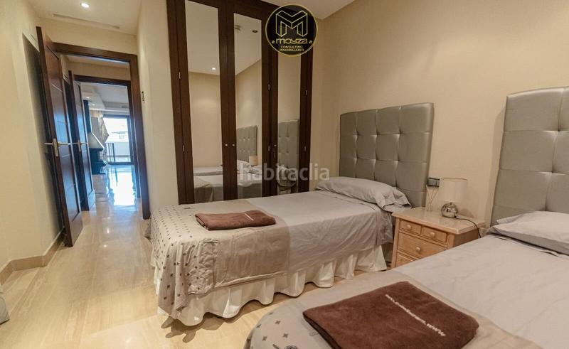 Foto dc215d91-87fb-4485-ac66-6492ede54809. Location attique avec parking dans Zona de Punta Plata Estepona