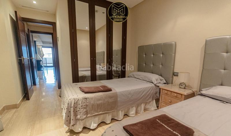 Foto 27fc2270-eeef-48b5-b53c-c94caa00ba19. Rent penthouse with parking in Zona de Punta Plata Estepona