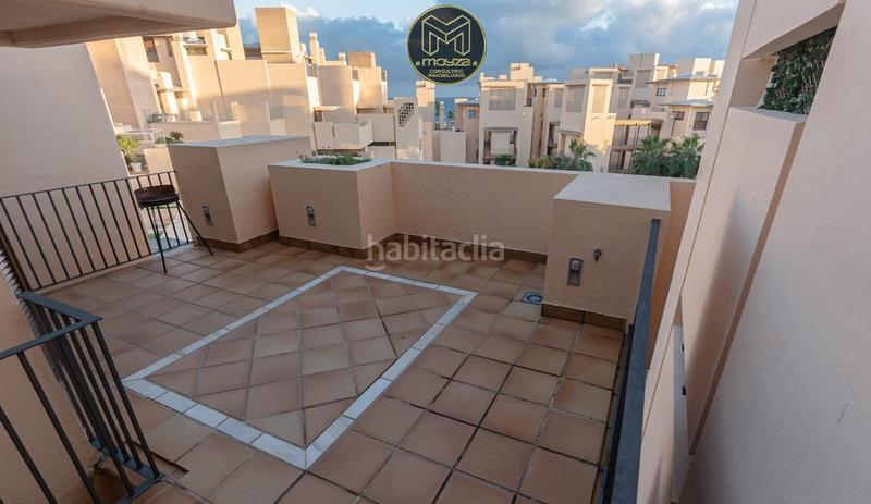 Foto 3cc8363f-7f21-4660-8427-c8a52d7889c9. Rent penthouse with parking in Zona de Punta Plata Estepona