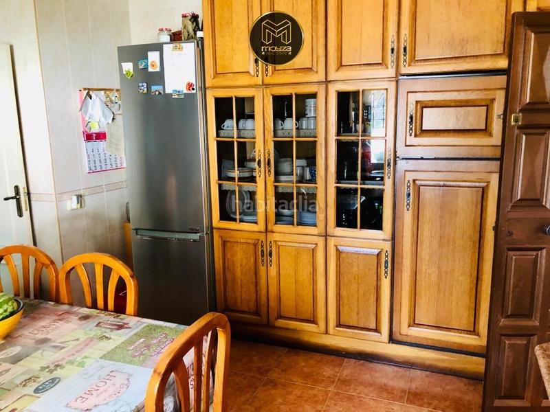 Foto 27a18e95-74a6-4676-9847-33ea122266ec. Chalet con piscina in Centro Estepona