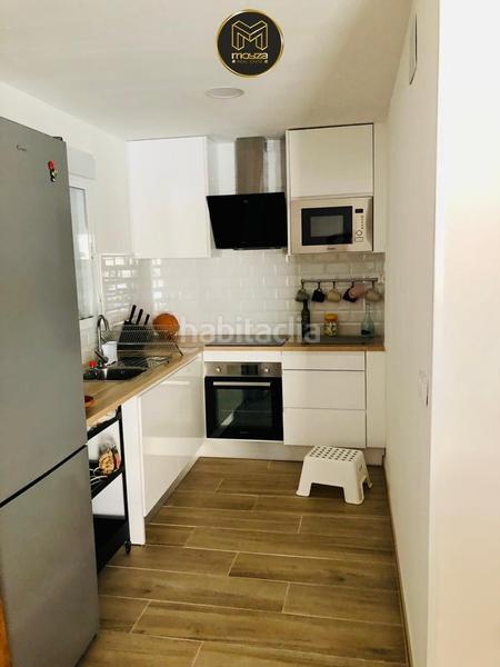 Foto 4856b491-6ba8-412a-81b3-5e57cf715f31. Chalet con piscina in Centro Estepona