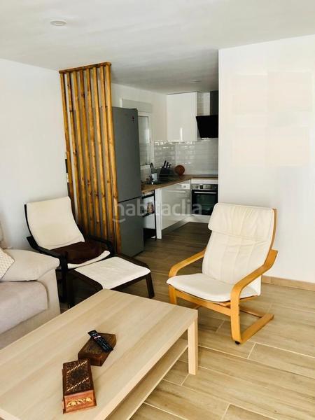 Foto a3dc743b-8b64-4e90-820f-a7efb4fc9676. Chalet con piscina in Centro Estepona