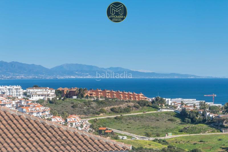 Foto a034ad6d-e737-435d-b5dd-b329e9dfdc16. Attique avec parking dans Chullera Manilva