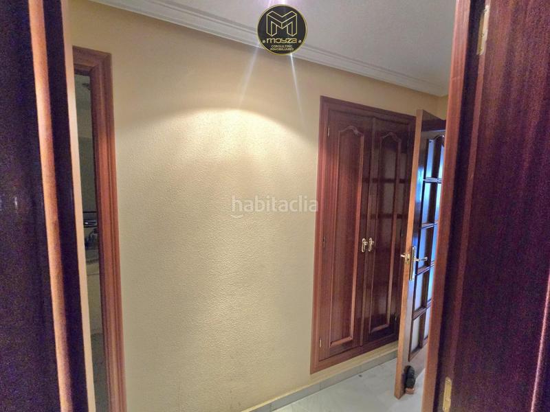 Foto 1f8739f8-ab46-4b10-8cdf-a2f1fd3ca758. Piso  en el bulevar en Peñamefecit - Avda Barcelona Jaén