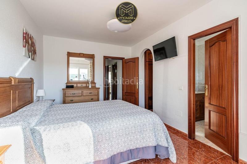 Foto 1fe6e389-3817-4a8d-b1e7-95f5af50cbf2. Chalet con riscaldamento parcheggio in Zona Calvario Estepona
