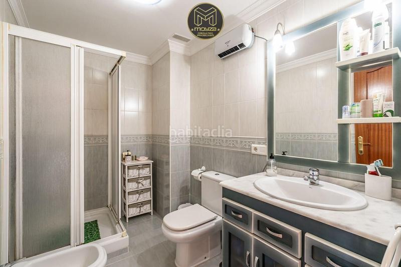 Foto 93b4adf2-f106-4d2a-b97f-36ee64698465. Chalet con riscaldamento parcheggio in Zona Calvario Estepona