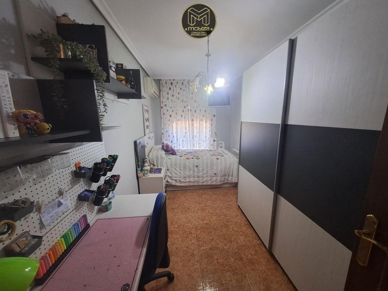 Foto 57761255-990b-4aa5-b1c4-35d45c313975. Casa amb aparcament a Villares (Los)