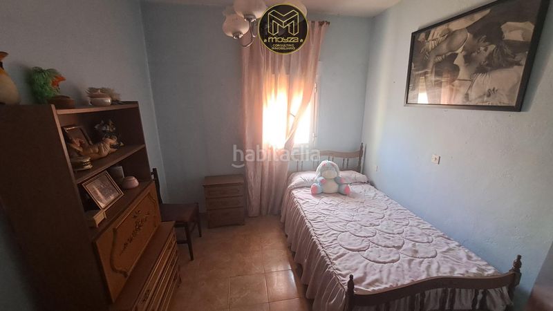 Foto b34f4f1f-8d79-4822-8ebc-07f1759f4b5c. Casa amb aparcament a Villares (Los)