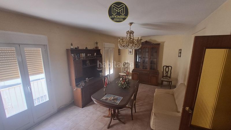 Foto ca0cccdf-0c83-4988-b470-9343fe0fb82f. Casa amb aparcament a Villares (Los)