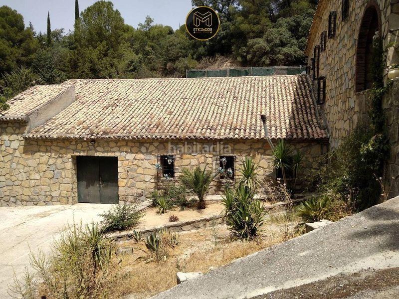 Foto 425d2570-2e89-4720-88a7-cf14e03c33f2. Xalet amb aparcament piscina a Torredelcampo