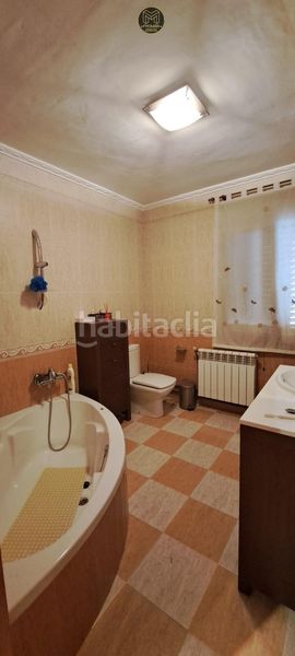 Foto a8d73242-ffdf-4040-82c7-3bc8a3970782. Casa amb piscina a Cárcheles