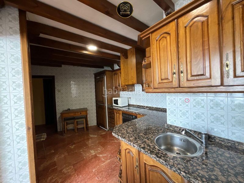 Foto e3a73a2c-f977-4f2e-b021-6c229dc3c916. Pis amb aparcament a Avda de Madrid - Pº de la Estación Jaén