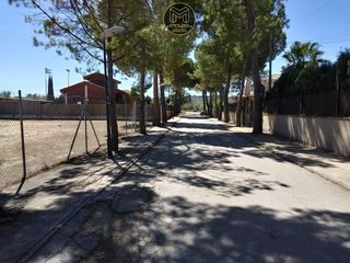 Wohngrundstück in Baeza. Solar en venta en la yedra.