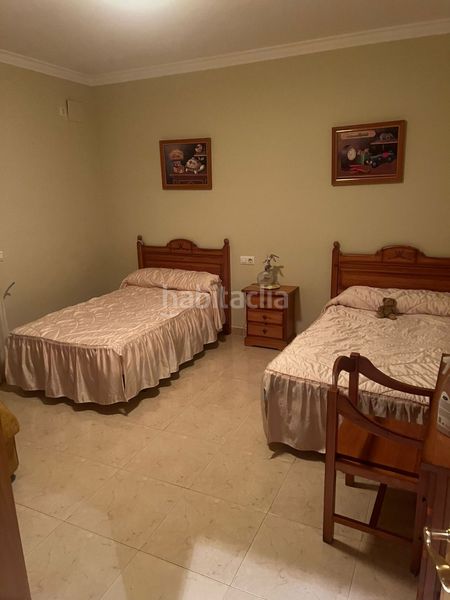 Foto 1c127fab-e351-49e1-8371-77599511102a. Casa amb calefacció aparcament a Martos