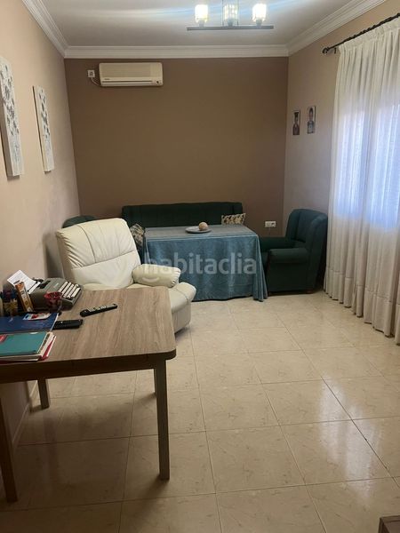 Foto 9496533c-d0dd-4ae5-bbc7-5ecc5b9e9333. Casa amb calefacció aparcament a Martos