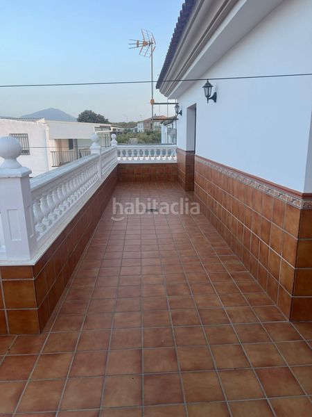 Foto cf2190f6-563b-4fee-8819-a9a74a3788f4. Casa amb calefacció aparcament a Martos