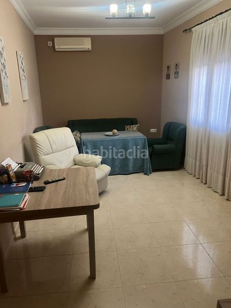 Foto d353c052-f9b2-44b0-93b8-cefb11ac1a47. Casa amb calefacció aparcament a Martos