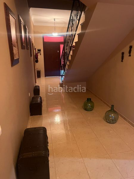 Foto e0d22a5b-c897-4571-8919-80281855add9. Casa amb calefacció aparcament a Martos