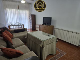 Lloguer Pis a Belén - San Roque. Piso en alquiler en avda. madrid, 4 dormitorios.