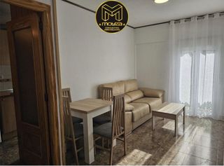 Rent Flat in Alcantarilla - La Glorieta. Piso en alquiler en seminario, 2 dormitorios.