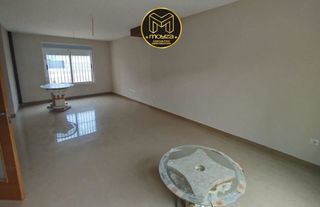 Haus in Fuerte del Rey. Casa en venta en fuerte del rey, 4 dormitorios.