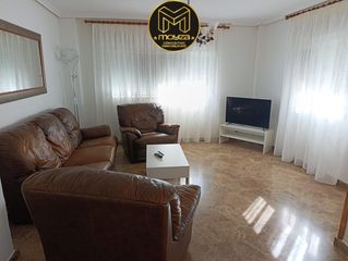 Location Appartement à Peñamefecit - Avda Barcelona. Habitación en alquiler en avda. andalucía, 3 dormitorios.