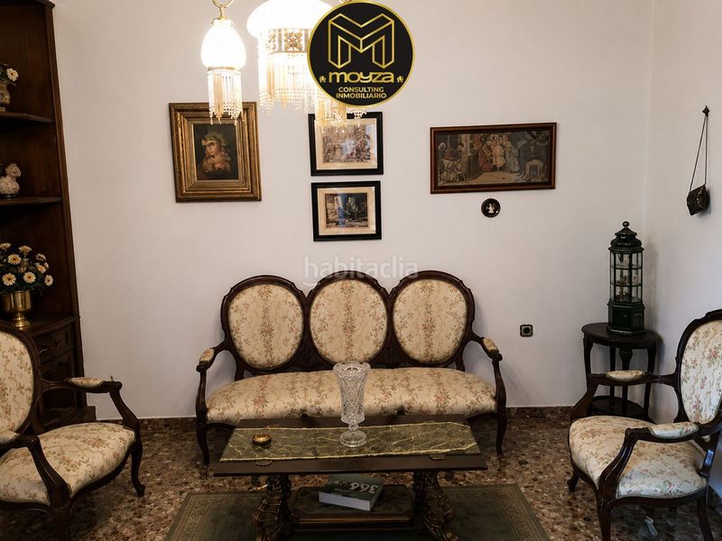 Foto dbc08491-0c93-437d-a80a-e12260c673f4. Casa amb calefacció aparcament a Baena