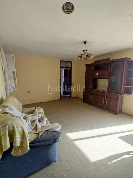 Foto 246230a8-6379-4c55-a45c-e3aa02421f7c. Pis a Linarejos Linares