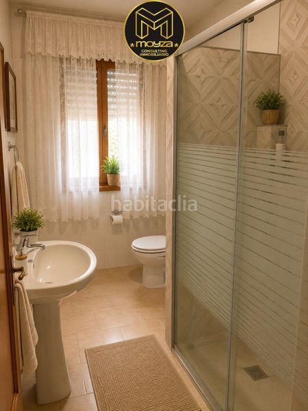 Foto a208b302-dfd9-4dfb-a84b-a174bdb1a8c9. Casa amb aparcament a Noalejo