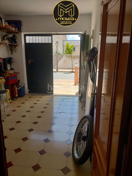 Foto aaaa036b-03cf-4ac5-8801-563bc44d51be. Casa amb aparcament a Noalejo