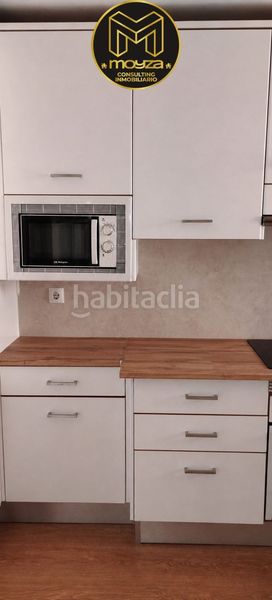 Foto fd0610bb-9491-4f68-84dd-5bacda6695f7. Dúplex amb calefacció aparcament a La Zarzuela - San José - Belén Linares