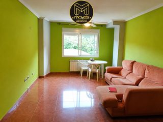 Flat in Jamilena. Piso en venta en jamilena, 3 dormitorios.