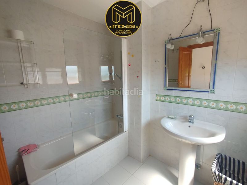 Foto 801d07b6-a615-4d69-8e58-4ffef0286103. Casa amb calefacció aparcament a Jabalcuz Jaén