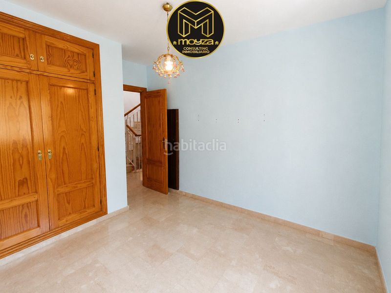 Foto fc5759b4-7a78-4d6f-a58e-d3be943c2b41. Casa amb calefacció aparcament a Jabalcuz Jaén