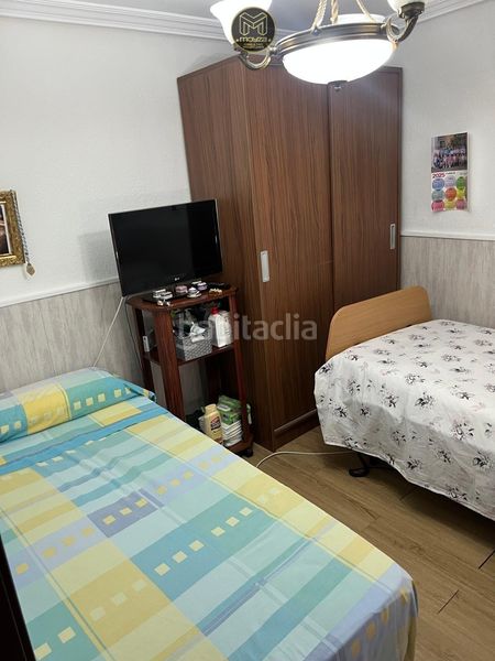 Foto 67f37137-1ca6-4888-8329-eb296bddd6ef. Casa a Martos