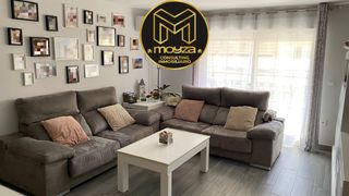 Pis a Hospital. Piso en venta en avda. andalucía, 3 dormitorios.