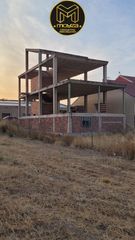 Terrain résidentiel à Cambil. Solar en venta en cambil.