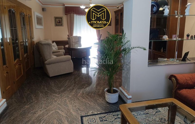 Foto 1bd0b399-8b71-415d-aa20-87998f38a13d. Casa amb calefacció a Torredelcampo