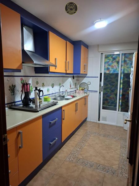 Foto 9a534683-b3d4-4adb-8712-b69f769c3706. Alquiler piso  en alquiler en Santa Isabel, 3 dormitorios. en Jaén