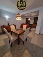 Miete Etagenwohnung in San Bartolomé - Millán de Priego. Piso en alquiler en centro  jardinillos, 3 dormitorios.