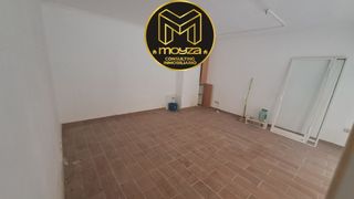 Local Comercial en Peñamefecit - Avda Barcelona. Local com. en venta en avda. andalucía.