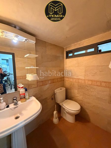 Foto e1db0657-25fd-47ca-8334-4ab2d3e8fcc0. Pis amb calefacció aparcament a Huelma