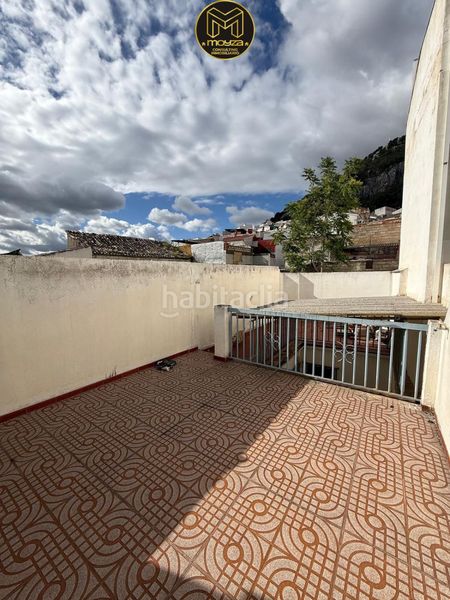 Foto 5e163b3b-2c28-4071-8baa-596a29a6c159. Casa amb aparcament a San Ildefonso - Catedral Jaén