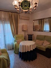 Casa a Linarejos. Casa en venta en linares, 8 dormitorios.